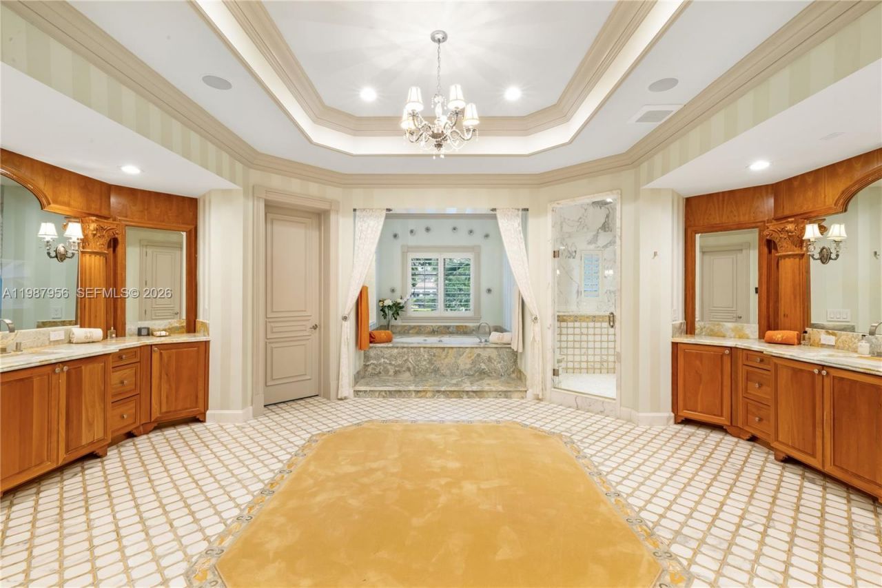 5250 Snapper Creek Rd , Coral Gables, FL 33156 Photo