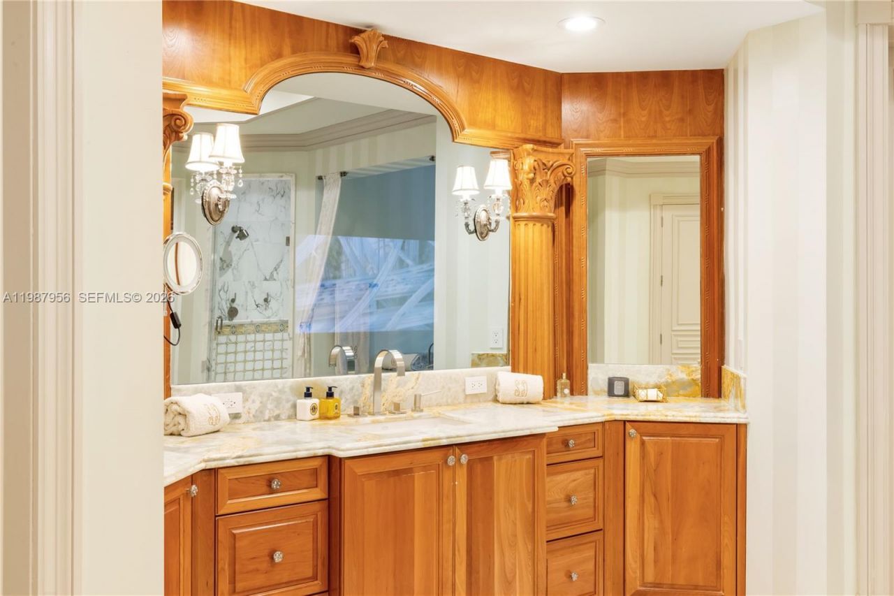 5250 Snapper Creek Rd , Coral Gables, FL 33156 Photo