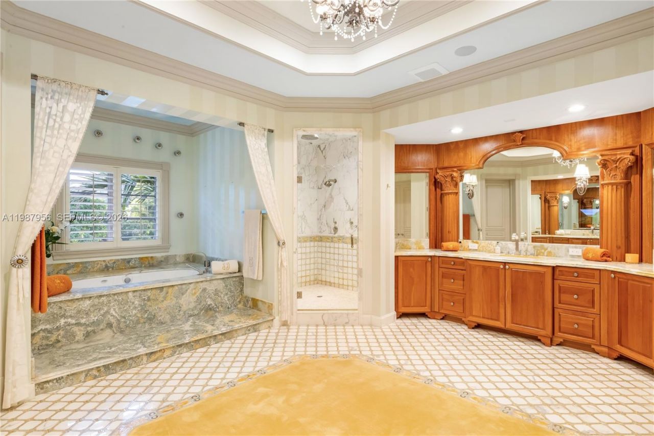 5250 Snapper Creek Rd , Coral Gables, FL 33156 Photo