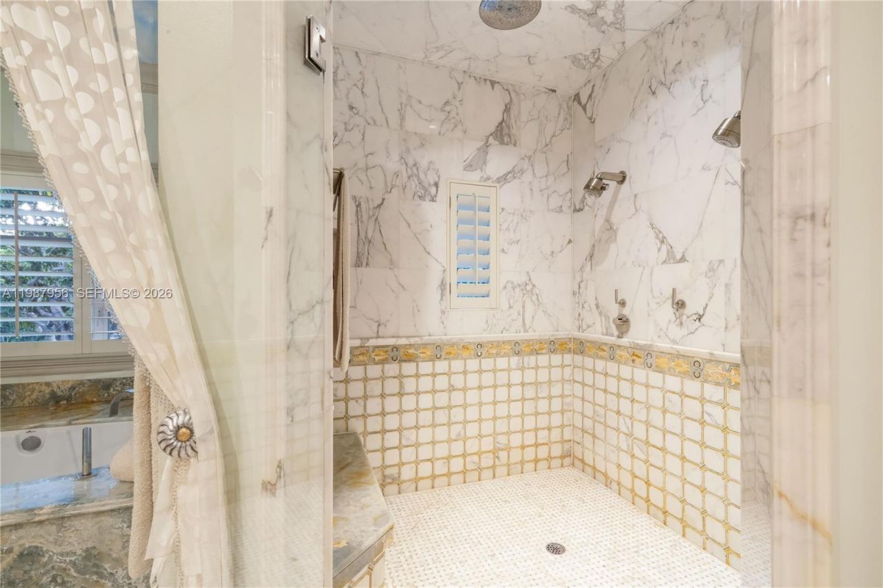 5250 Snapper Creek Rd , Coral Gables, FL 33156 Photo