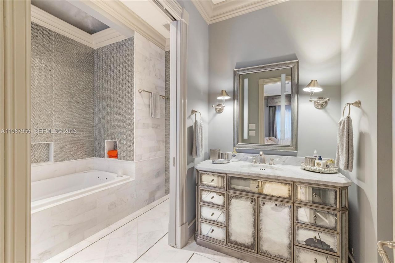 5250 Snapper Creek Rd , Coral Gables, FL 33156 Photo