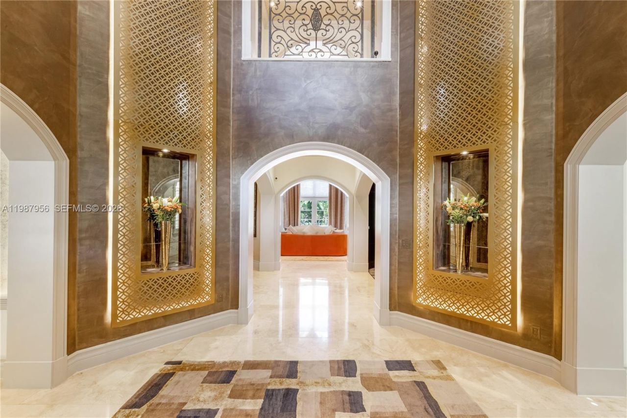 5250 Snapper Creek Rd , Coral Gables, FL 33156 Photo