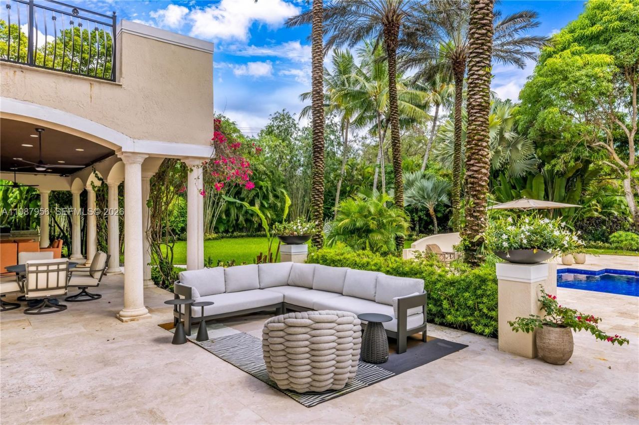 5250 Snapper Creek Rd , Coral Gables, FL 33156 Photo