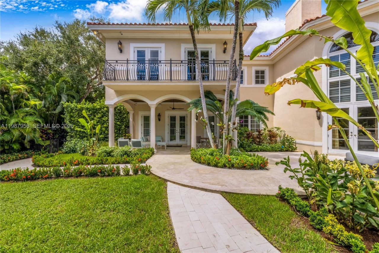 5250 Snapper Creek Rd , Coral Gables, FL 33156 Photo