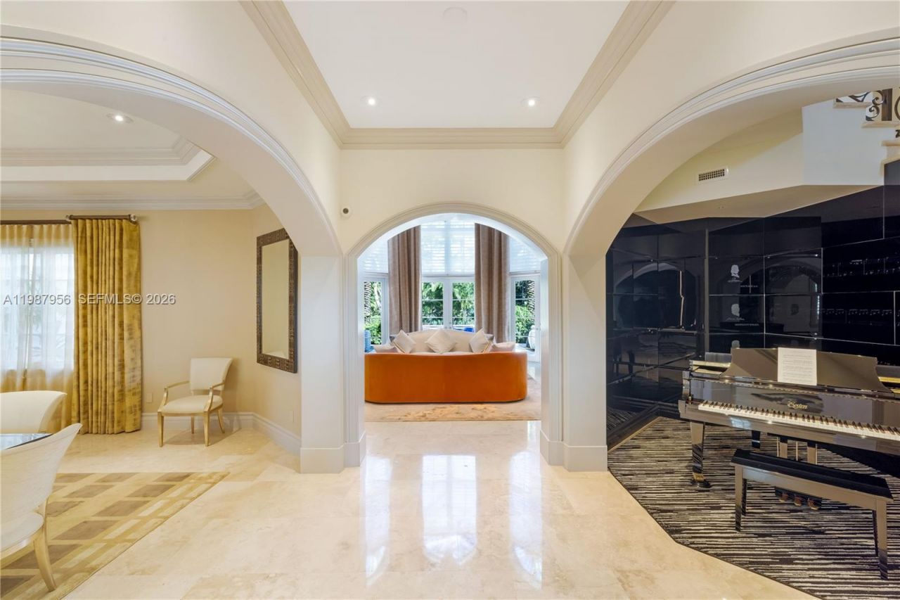 5250 Snapper Creek Rd , Coral Gables, FL 33156 Photo