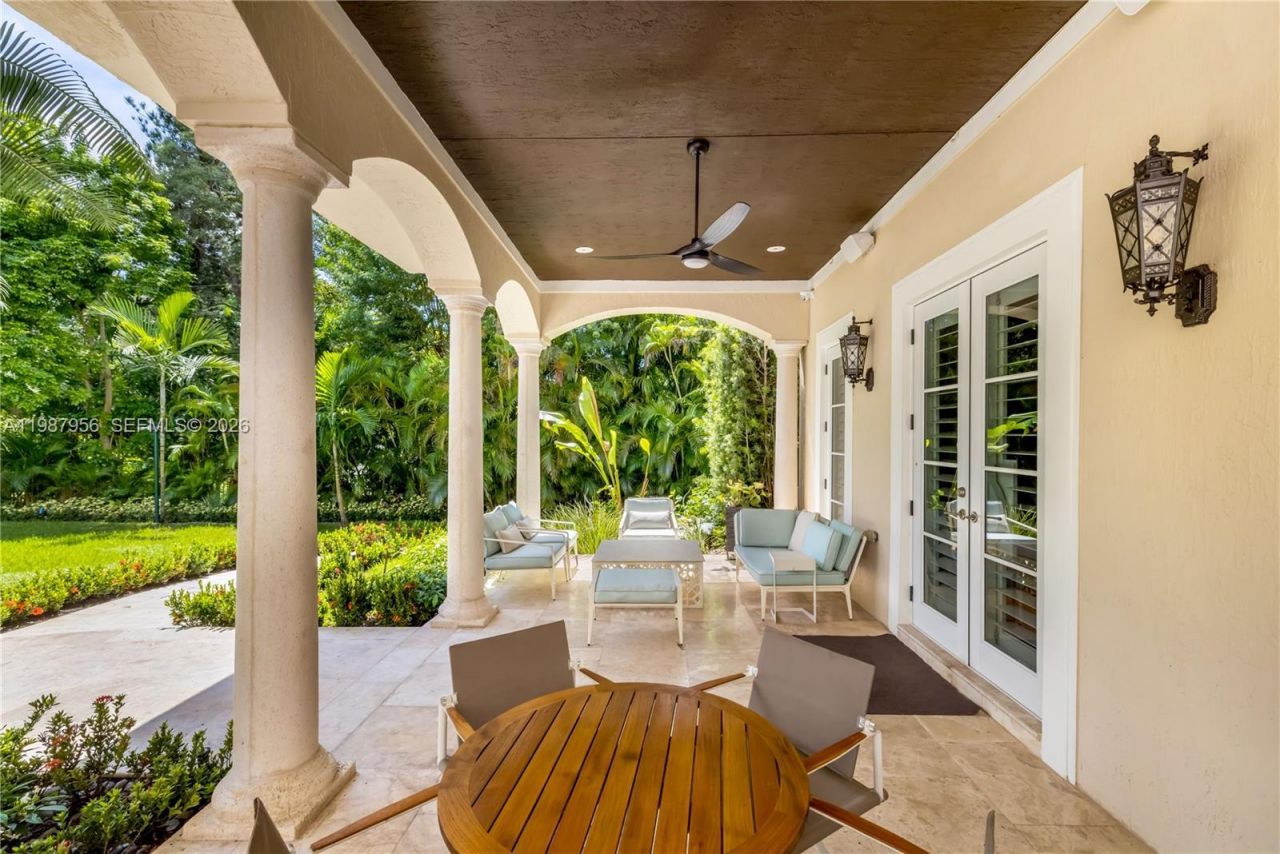 5250 Snapper Creek Rd , Coral Gables, FL 33156 Photo