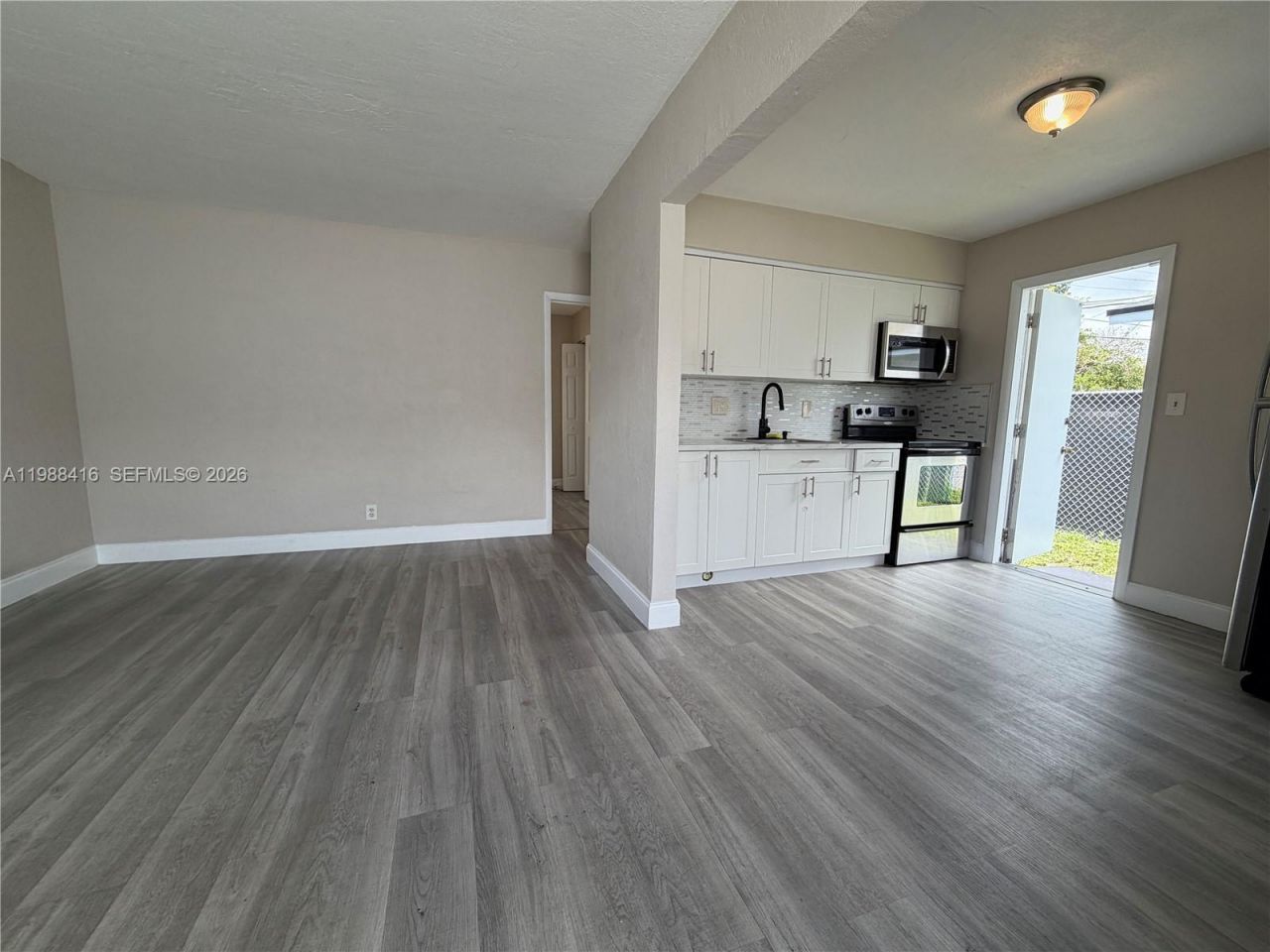 2300 Douglas St , Unit 5, Hollywood, FL 33020 Photo