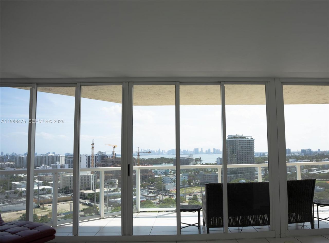 7330 Ocean Ter, Unit 20-C, Miami Beach, FL 33141 Photo