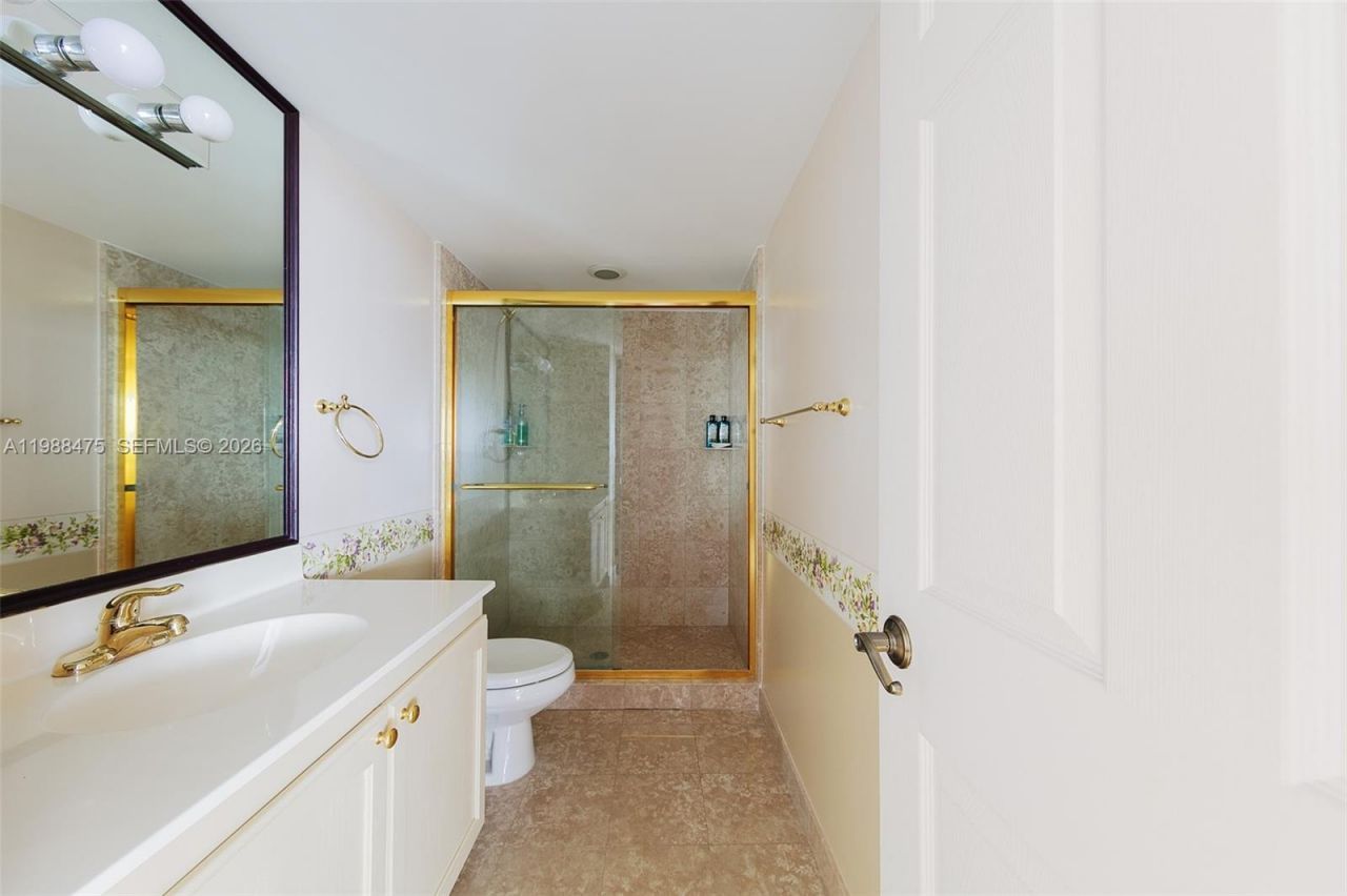 7330 Ocean Ter, Unit 20-C, Miami Beach, FL 33141 Photo
