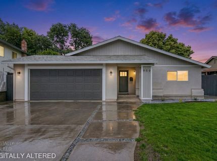 909 Regatta Dr, Sacramento, CA 95833 Photo