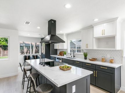 909 Regatta Dr, Sacramento, CA 95833 Photo