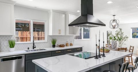 909 Regatta Dr, Sacramento, CA 95833 Photo