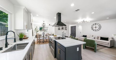 909 Regatta Dr, Sacramento, CA 95833 Photo