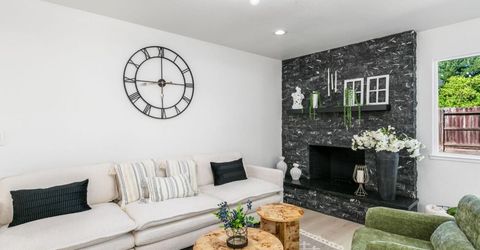 909 Regatta Dr, Sacramento, CA 95833 Photo