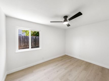 909 Regatta Dr, Sacramento, CA 95833 Photo