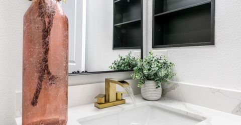 909 Regatta Dr, Sacramento, CA 95833 Photo