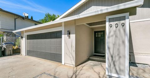 909 Regatta Dr, Sacramento, CA 95833 Photo