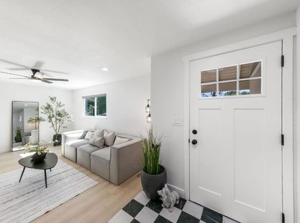 909 Regatta Dr, Sacramento, CA 95833 Photo