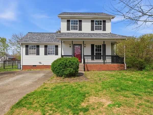 3005 West Dr, Greenbrier, TN 37073