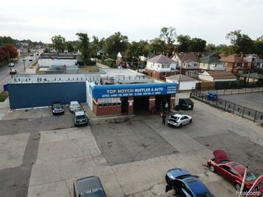 10010, 10022 and 10026 Puritan Street, Detroit, MI 48238