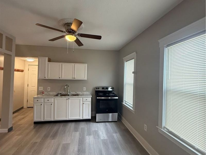 8801 Platten Avenue , Unit DOWN, Cleveland, OH 44102 Photo 5