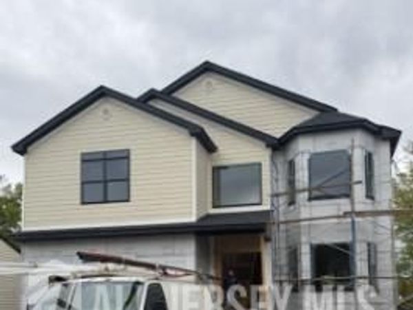 122 Arthur Avenue, Colonia, NJ 07067