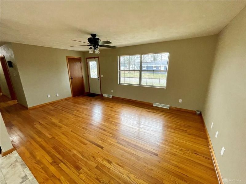 130 E Chicago St, Eaton, OH 45320 Photo 2