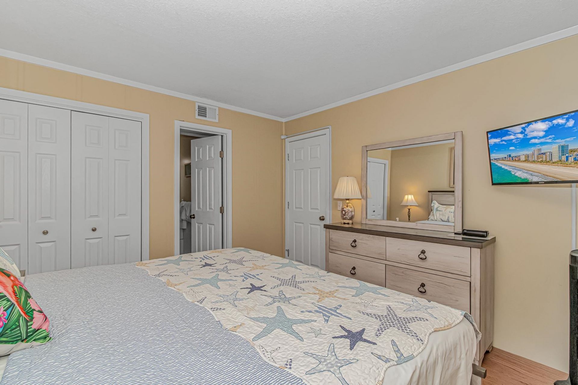 5905 S Kings Hwy.  Photo 43