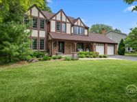 1101 W Bauer Road, Naperville, IL 60563 primary photo