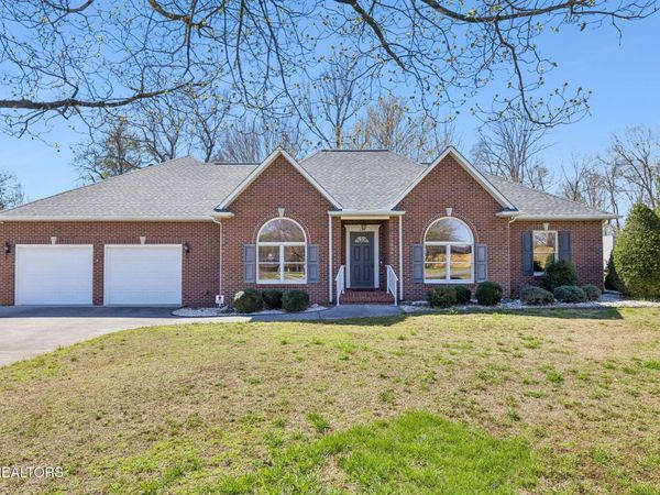 611 Calvin St, Kingston, TN 37763