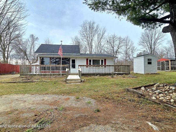 6517 News Road, Charlotte, MI 48813