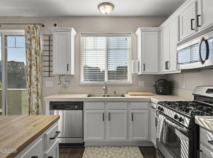 4660 Ciarra Kennedy Lane, Reno, NV 89503 Photo