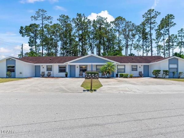 1 Brittany Lane, Palm Coast, FL 32137