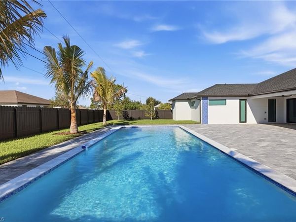 1414 NE 19th TER, CAPE CORAL, FL 33909