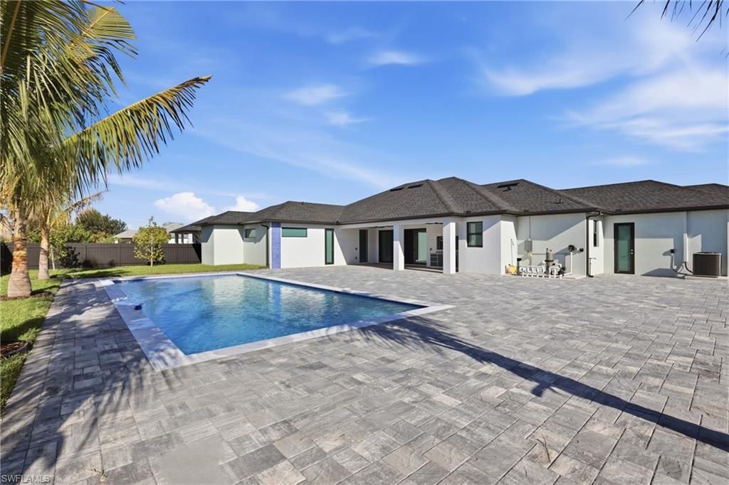 1414 NE 19th Ter, Cape Coral, FL 33909 Photo