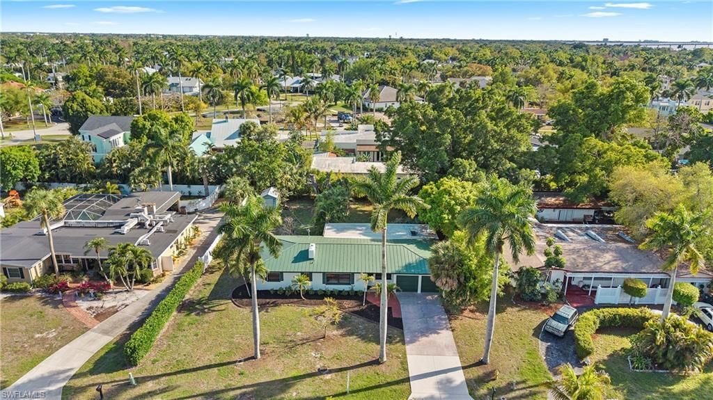 1320 Miracle Ln , Fort Myers, FL 33901 Photo