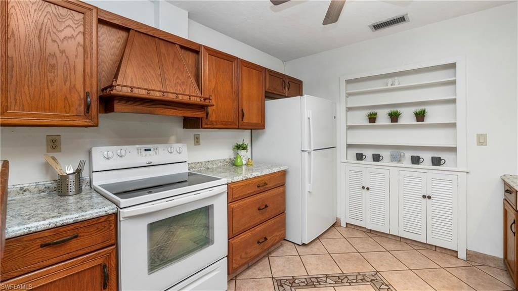 1320 Miracle Ln , Fort Myers, FL 33901 Photo