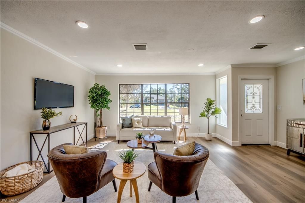 707 Cortez Ave , Lehigh Acres, FL 33972 Photo