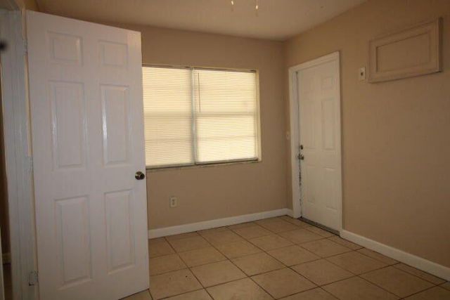 341 W 22nd Court, Riviera Beach, FL 33404 Photo