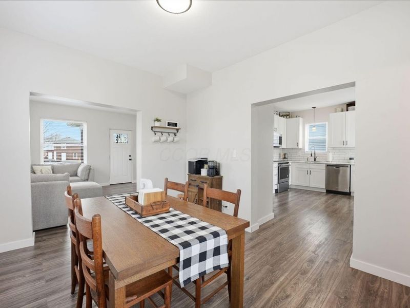 113 S Park Drive , Baltimore, OH 43105 Photo 14