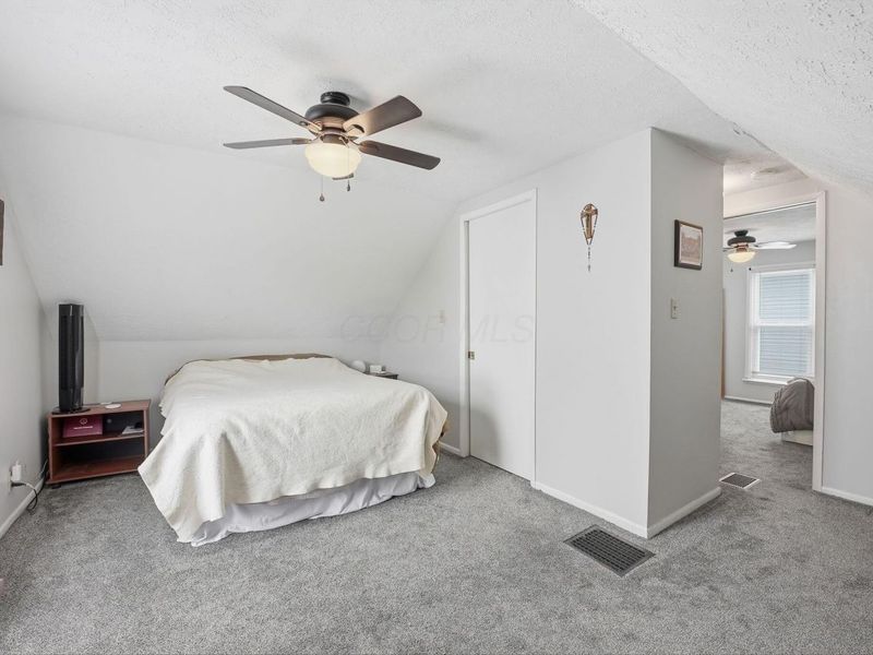 113 S Park Drive , Baltimore, OH 43105 Photo 21