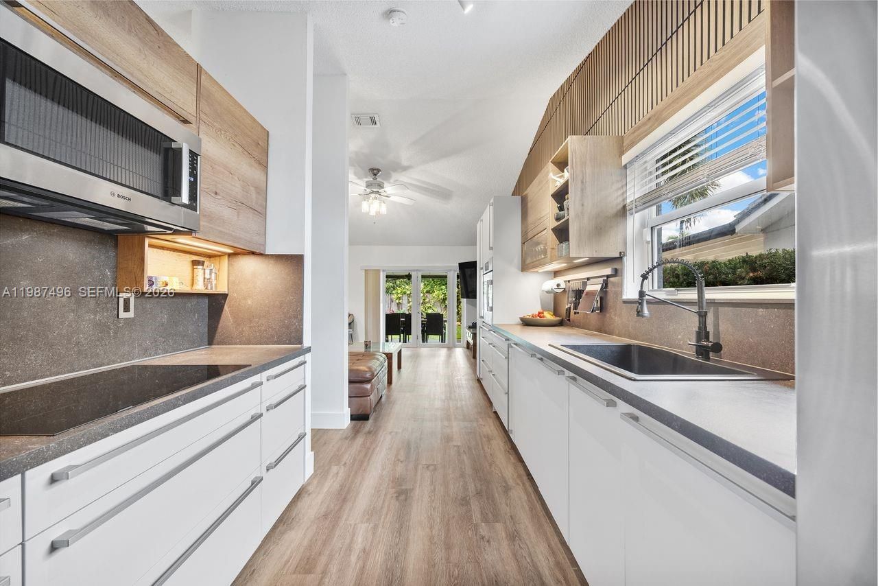 12825 SW 116th St , Miami, FL 33186 Photo