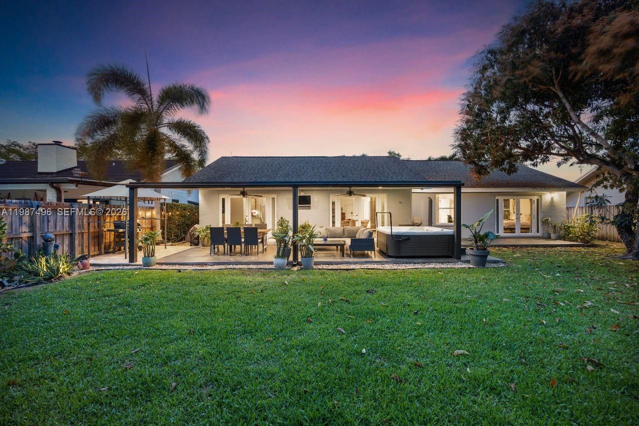 12825 SW 116th St , Miami, FL 33186 Photo