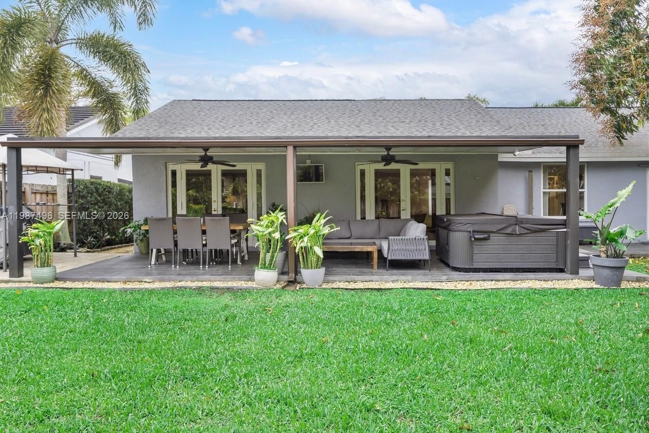 12825 SW 116th St , Miami, FL 33186 Photo