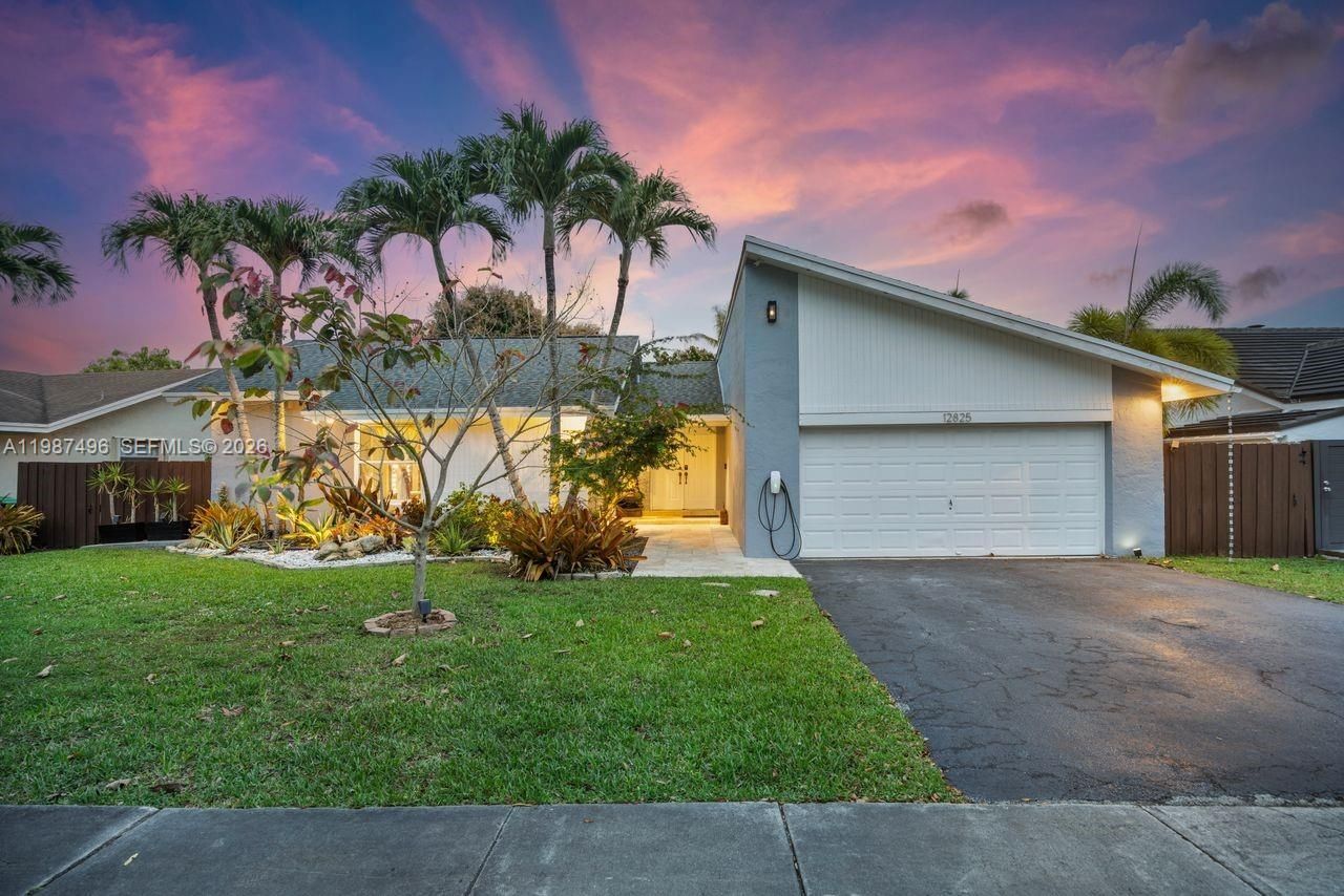 12825 SW 116th St , Miami, FL 33186 Photo