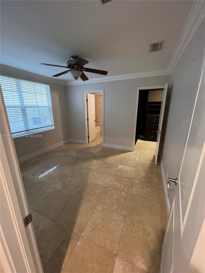 481 Menendez Ave , Unit 9, Coral Gables, FL 33146 Photo