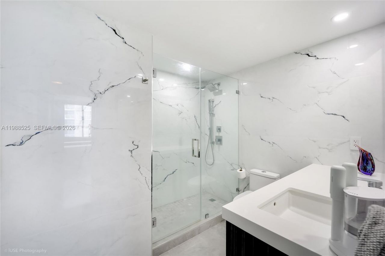 1000 West Ave, Unit 727, Miami Beach, FL 33139 Photo