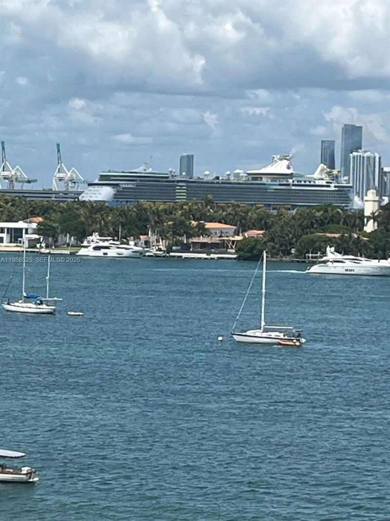 1000 West Ave, Unit 727, Miami Beach, FL 33139 Photo