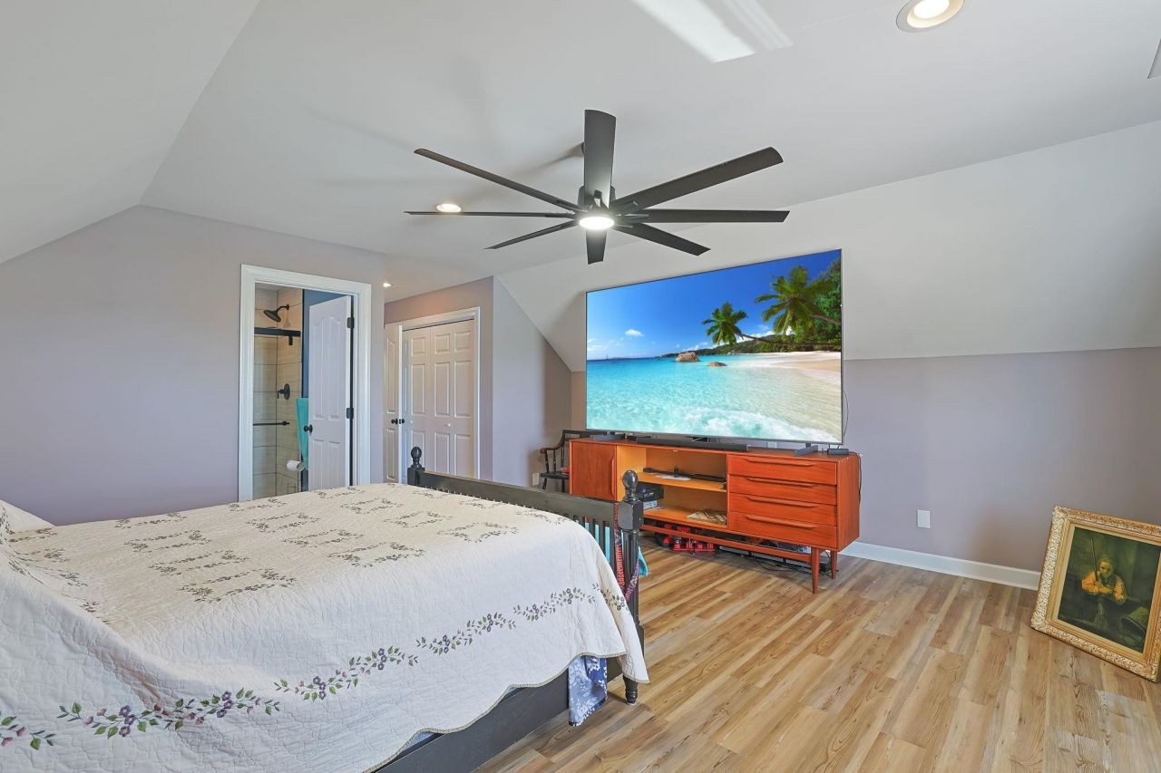 604 Merton Ct. Photo 29