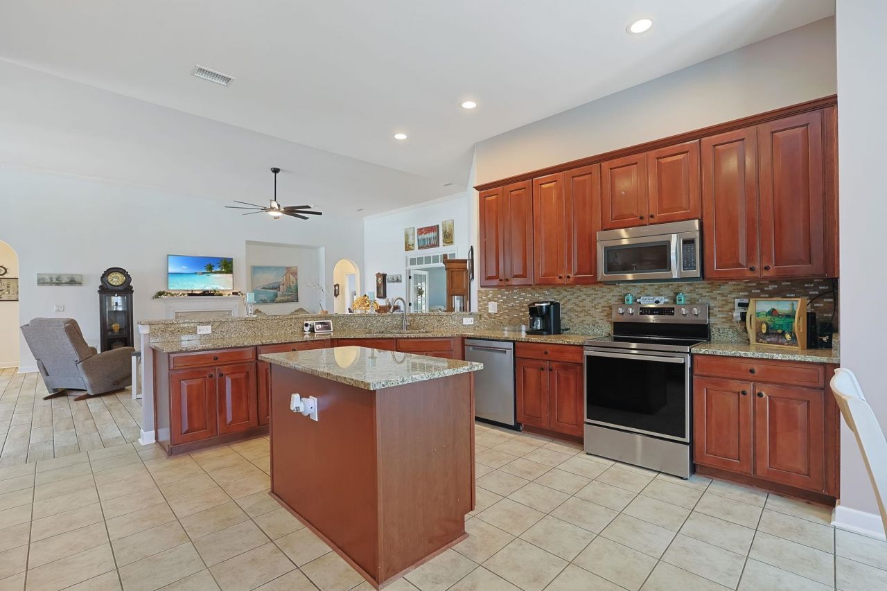 604 Merton Ct. Photo 9